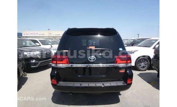 Acheter Import Voiture Toyota Land Cruiser Noir à Import - Dubai, Harare Acheter Import Voiture Toyota Land Cruiser Noir à Import - Dubai, Harare