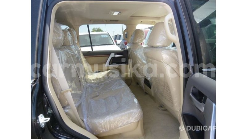 Big with watermark toyota land cruiser harare import dubai 12715