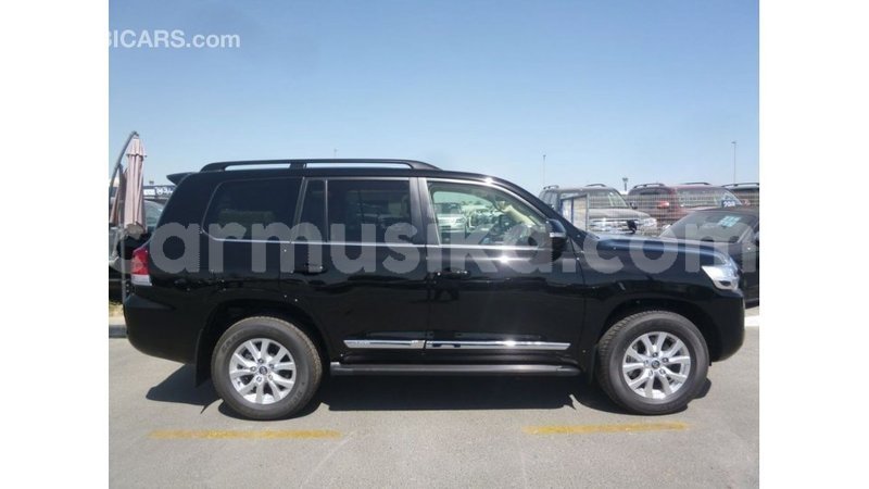 Big with watermark toyota land cruiser harare import dubai 12715