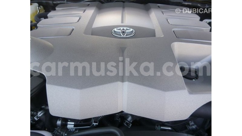 Big with watermark toyota land cruiser harare import dubai 12715