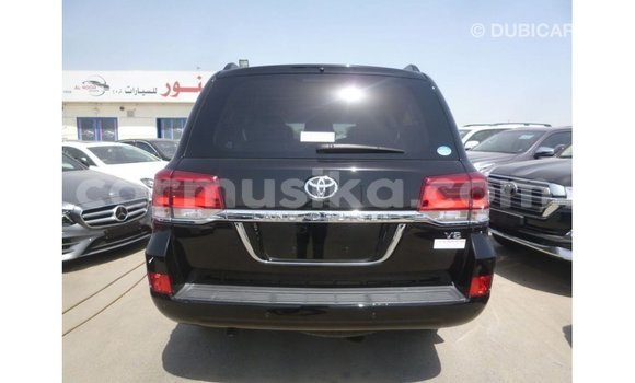 Nunua Imported Toyota Land Cruiser Nyeusi Gari ndani ya Import - Dubai nchini Harare Nunua Imported Toyota Land Cruiser Nyeusi Gari ndani ya Import - Dubai nchini Harare