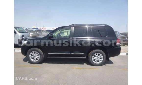 Nunua Imported Toyota Land Cruiser Nyeusi Gari ndani ya Import - Dubai nchini Harare Nunua Imported Toyota Land Cruiser Nyeusi Gari ndani ya Import - Dubai nchini Harare