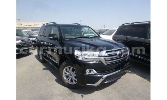 Tenga Imported Toyota Land Cruiser Nhema Mota in Import - Dubai in Harare Tenga Imported Toyota Land Cruiser Nhema Mota in Import - Dubai in Harare