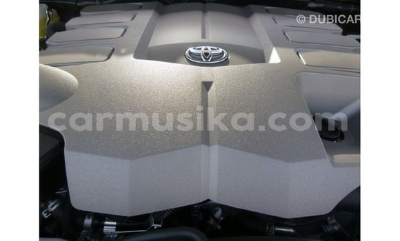 Tenga Imported Toyota Land Cruiser Nhema Mota in Import - Dubai in Harare Tenga Imported Toyota Land Cruiser Nhema Mota in Import - Dubai in Harare