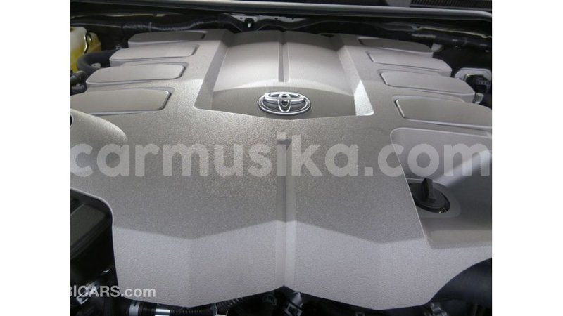 Big with watermark toyota land cruiser harare import dubai 12720