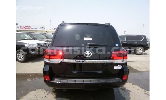 Acheter Import Voiture Toyota Land Cruiser Noir à Import - Dubai, Harare Acheter Import Voiture Toyota Land Cruiser Noir à Import - Dubai, Harare