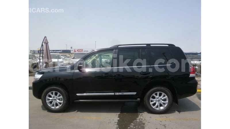 Big with watermark toyota land cruiser harare import dubai 12721