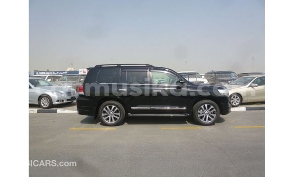 Buy Import Toyota Land Cruiser Black Car in Import - Dubai in Harare Buy Import Toyota Land Cruiser Black Car in Import - Dubai in Harare