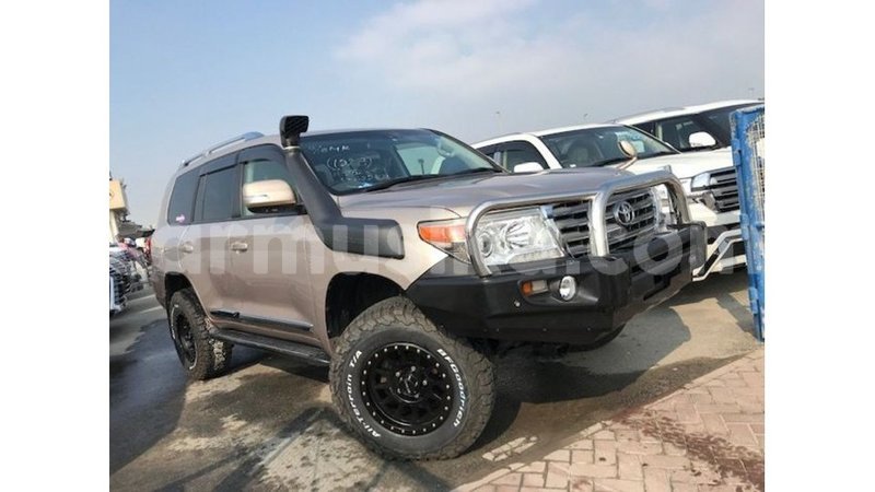 Big with watermark toyota land cruiser harare import dubai 12727