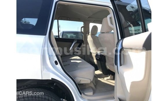 Buy Import Toyota Prado White Car in Import - Dubai in Harare Buy Import Toyota Prado White Car in Import - Dubai in Harare