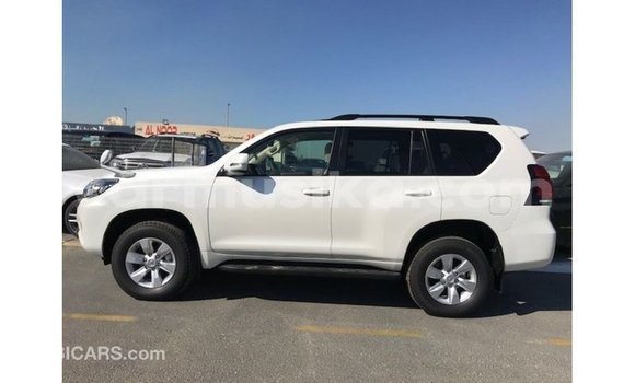 Buy Import Toyota Prado White Car in Import - Dubai in Harare Buy Import Toyota Prado White Car in Import - Dubai in Harare