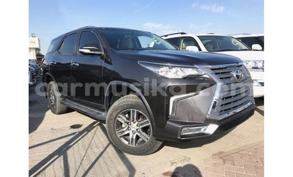 Nunua Imported Toyota Fortuner Nyingine Gari ndani ya Import - Dubai nchini Harare Nunua Imported Toyota Fortuner Nyingine Gari ndani ya Import - Dubai nchini Harare