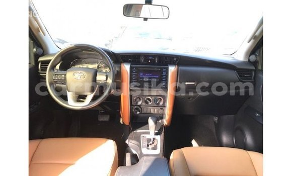 Nunua Imported Toyota Fortuner Nyingine Gari ndani ya Import - Dubai nchini Harare Nunua Imported Toyota Fortuner Nyingine Gari ndani ya Import - Dubai nchini Harare