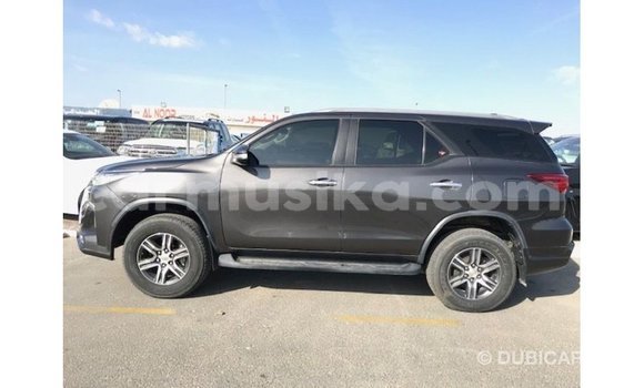 Nunua Imported Toyota Fortuner Nyingine Gari ndani ya Import - Dubai nchini Harare Nunua Imported Toyota Fortuner Nyingine Gari ndani ya Import - Dubai nchini Harare