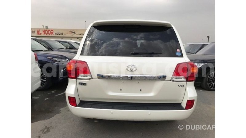 Big with watermark toyota land cruiser harare import dubai 12730