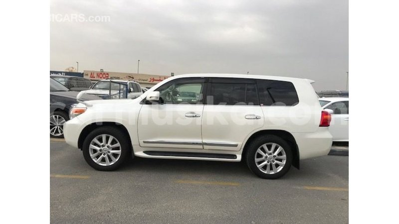 Big with watermark toyota land cruiser harare import dubai 12730