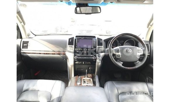 Buy Import Toyota Land Cruiser White Car in Import - Dubai in Harare Buy Import Toyota Land Cruiser White Car in Import - Dubai in Harare