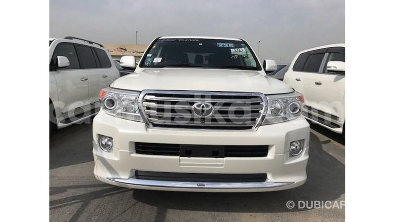 Big with watermark toyota land cruiser harare import dubai 12731