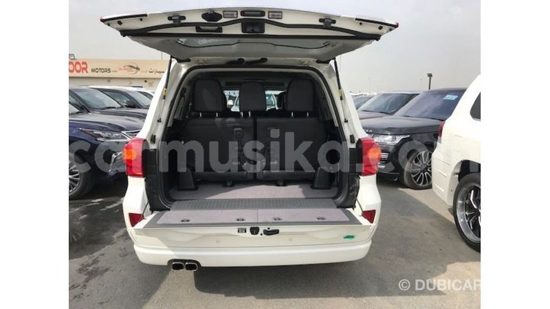 Big with watermark toyota land cruiser harare import dubai 12731