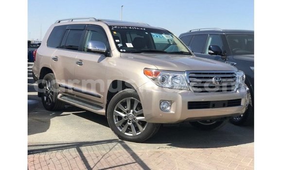 Tenga Imported Toyota Land Cruiser Zvimwe Mota in Import - Dubai in Harare Tenga Imported Toyota Land Cruiser Zvimwe Mota in Import - Dubai in Harare