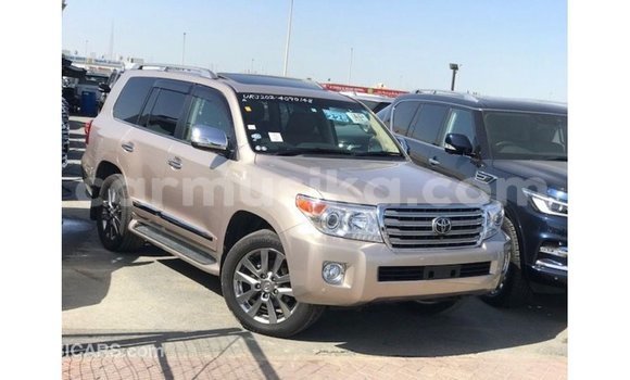 Tenga Imported Toyota Land Cruiser Zvimwe Mota in Import - Dubai in Harare Tenga Imported Toyota Land Cruiser Zvimwe Mota in Import - Dubai in Harare
