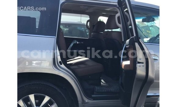 Tenga Imported Toyota Land Cruiser Zvimwe Mota in Import - Dubai in Harare Tenga Imported Toyota Land Cruiser Zvimwe Mota in Import - Dubai in Harare
