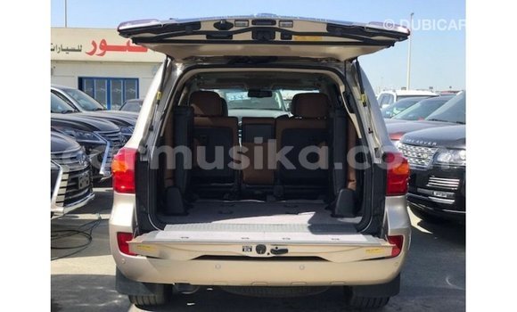 Tenga Imported Toyota Land Cruiser Zvimwe Mota in Import - Dubai in Harare Tenga Imported Toyota Land Cruiser Zvimwe Mota in Import - Dubai in Harare