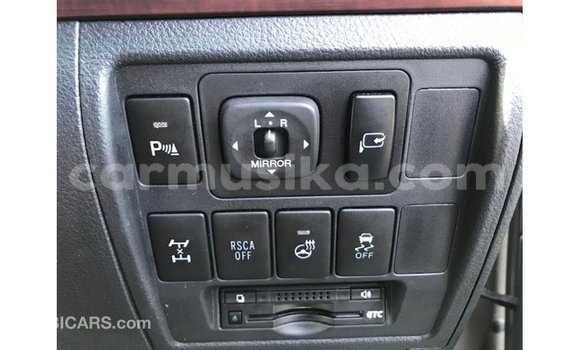 Tenga Imported Toyota Land Cruiser Zvimwe Mota in Import - Dubai in Harare Tenga Imported Toyota Land Cruiser Zvimwe Mota in Import - Dubai in Harare