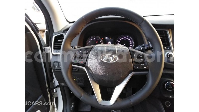 Big with watermark hyundai tucson harare import dubai 12737