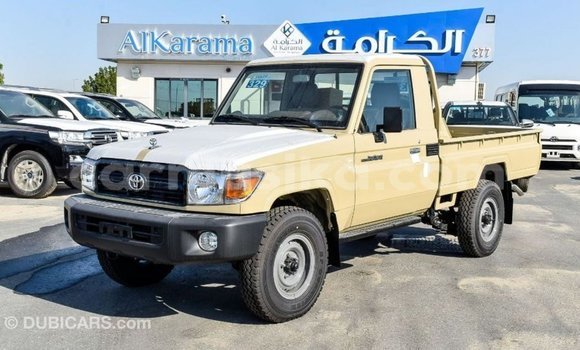 Buy Import Toyota Land Cruiser Beige Car in Import - Dubai in Harare Buy Import Toyota Land Cruiser Beige Car in Import - Dubai in Harare