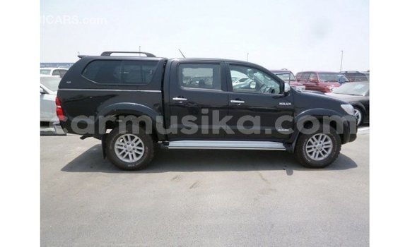 Nunua Imported Toyota Hilux Nyeusi Gari ndani ya Import - Dubai nchini Harare Nunua Imported Toyota Hilux Nyeusi Gari ndani ya Import - Dubai nchini Harare