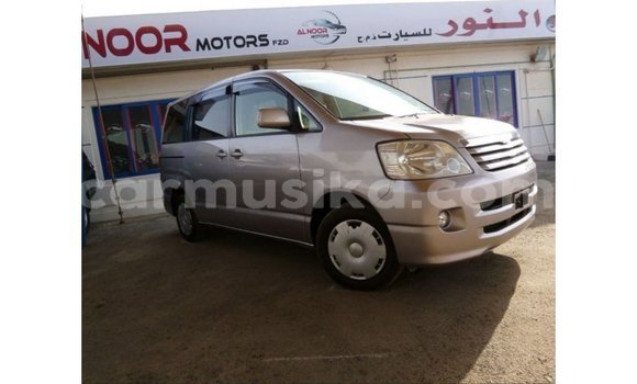 Tenga Imported Toyota Voxy Zvimwe Mota in Import - Dubai in Harare Tenga Imported Toyota Voxy Zvimwe Mota in Import - Dubai in Harare