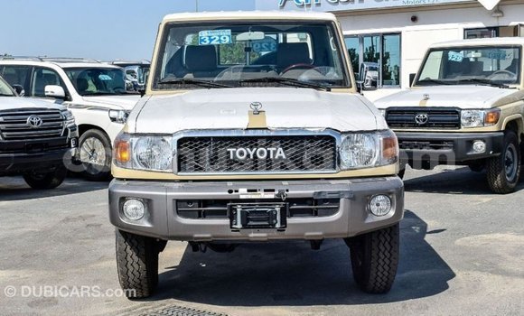 Buy Import Toyota Land Cruiser Beige Car in Import - Dubai in Harare Buy Import Toyota Land Cruiser Beige Car in Import - Dubai in Harare