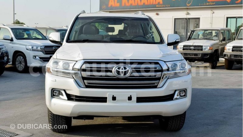 Big with watermark toyota land cruiser harare import dubai 12756