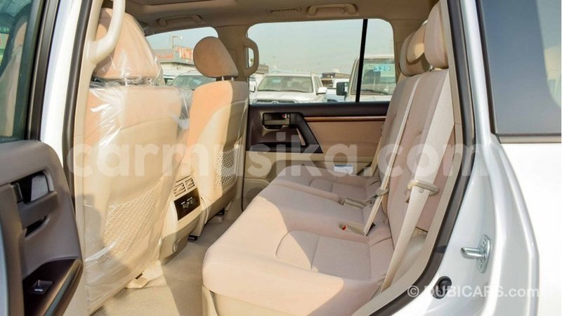 Big with watermark toyota land cruiser harare import dubai 12756