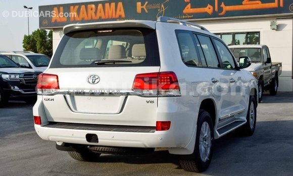 Buy Import Toyota Land Cruiser White Car in Import - Dubai in Harare Buy Import Toyota Land Cruiser White Car in Import - Dubai in Harare
