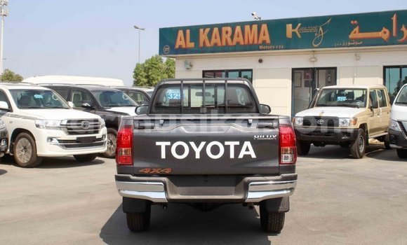 Tenga Imported Toyota Hilux Zvimwe Mota in Import - Dubai in Harare Tenga Imported Toyota Hilux Zvimwe Mota in Import - Dubai in Harare
