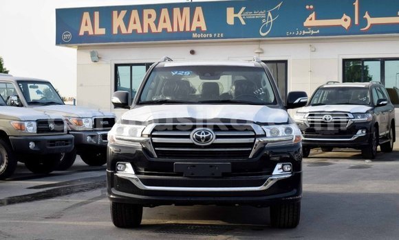 Tenga Imported Toyota Land Cruiser Nhema Mota in Import - Dubai in Harare Tenga Imported Toyota Land Cruiser Nhema Mota in Import - Dubai in Harare