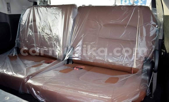 Tenga Imported Toyota Land Cruiser Nhema Mota in Import - Dubai in Harare Tenga Imported Toyota Land Cruiser Nhema Mota in Import - Dubai in Harare