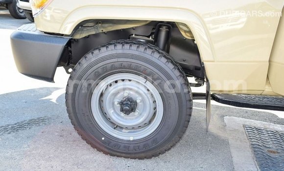 Buy Import Toyota Land Cruiser Beige Car in Import - Dubai in Harare Buy Import Toyota Land Cruiser Beige Car in Import - Dubai in Harare