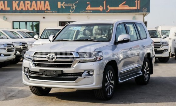 Tenga Imported Toyota Land Cruiser Zvimwe Mota in Import - Dubai in Harare Tenga Imported Toyota Land Cruiser Zvimwe Mota in Import - Dubai in Harare