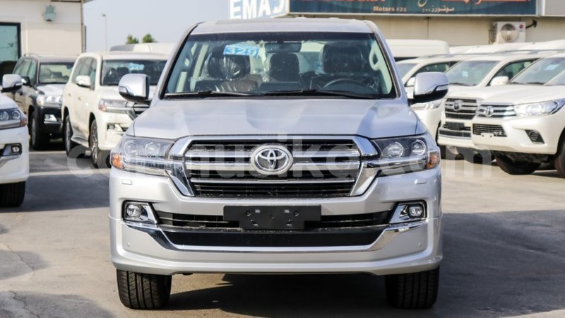 Big with watermark toyota land cruiser harare import dubai 12785