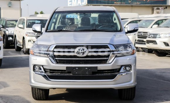 Tenga Imported Toyota Land Cruiser Zvimwe Mota in Import - Dubai in Harare Tenga Imported Toyota Land Cruiser Zvimwe Mota in Import - Dubai in Harare