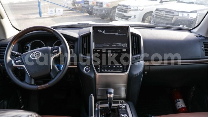 Big with watermark toyota land cruiser harare import dubai 12785