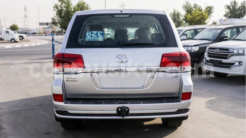 Big with watermark toyota land cruiser harare import dubai 12785