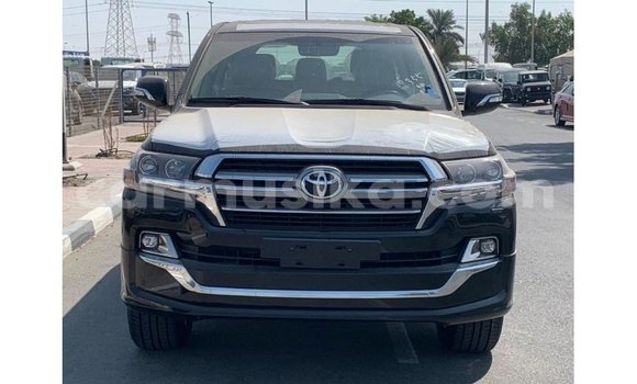 Acheter Import Voiture Toyota Land Cruiser Noir à Import - Dubai, Harare Acheter Import Voiture Toyota Land Cruiser Noir à Import - Dubai, Harare