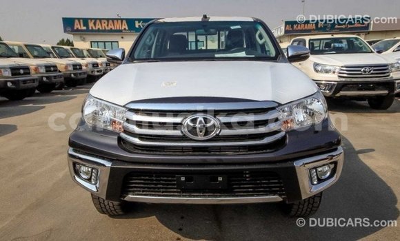 Tenga Imported Toyota Hilux Nhema Mota in Import - Dubai in Harare Tenga Imported Toyota Hilux Nhema Mota in Import - Dubai in Harare