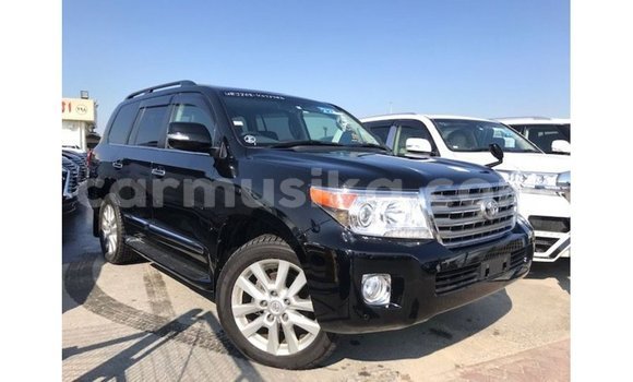 Buy Import Toyota Land Cruiser Black Car in Import - Dubai in Harare Buy Import Toyota Land Cruiser Black Car in Import - Dubai in Harare