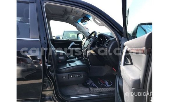 Buy Import Toyota Land Cruiser Black Car in Import - Dubai in Harare Buy Import Toyota Land Cruiser Black Car in Import - Dubai in Harare