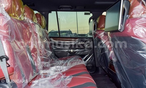 Acheter Import Voiture Lexus LX Noir à Import - Dubai, Harare Acheter Import Voiture Lexus LX Noir à Import - Dubai, Harare